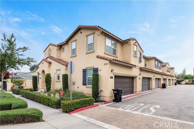 Foto del edificio - 5657 McCulloch Ave