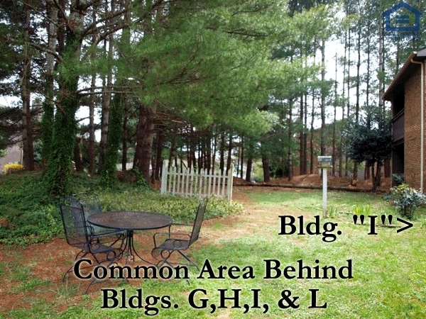 Building Photo - 419 Oriole Dr
