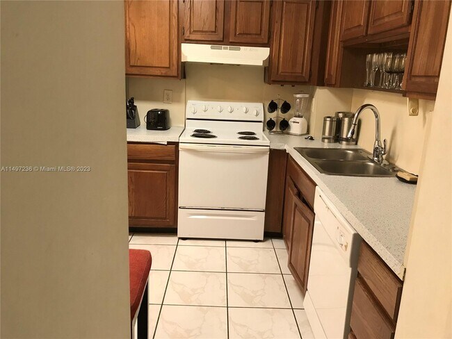 Foto del edificio - 1621 Collins Ave