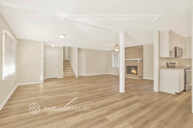 Foto del edificio - 2400 Lansdowne Ct NW
