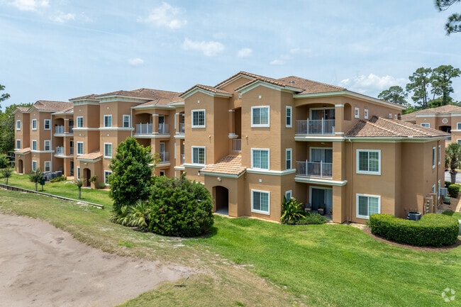 Florida Club Condominiums