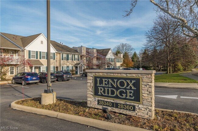 Foto del edificio - 28340 Center Ridge Rd