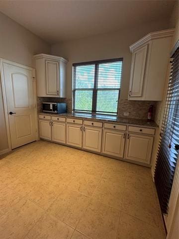 Building Photo - 6464 Naples Dr