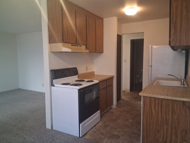 Foto del edificio - Downstairs One Bedroom at Carson Park!