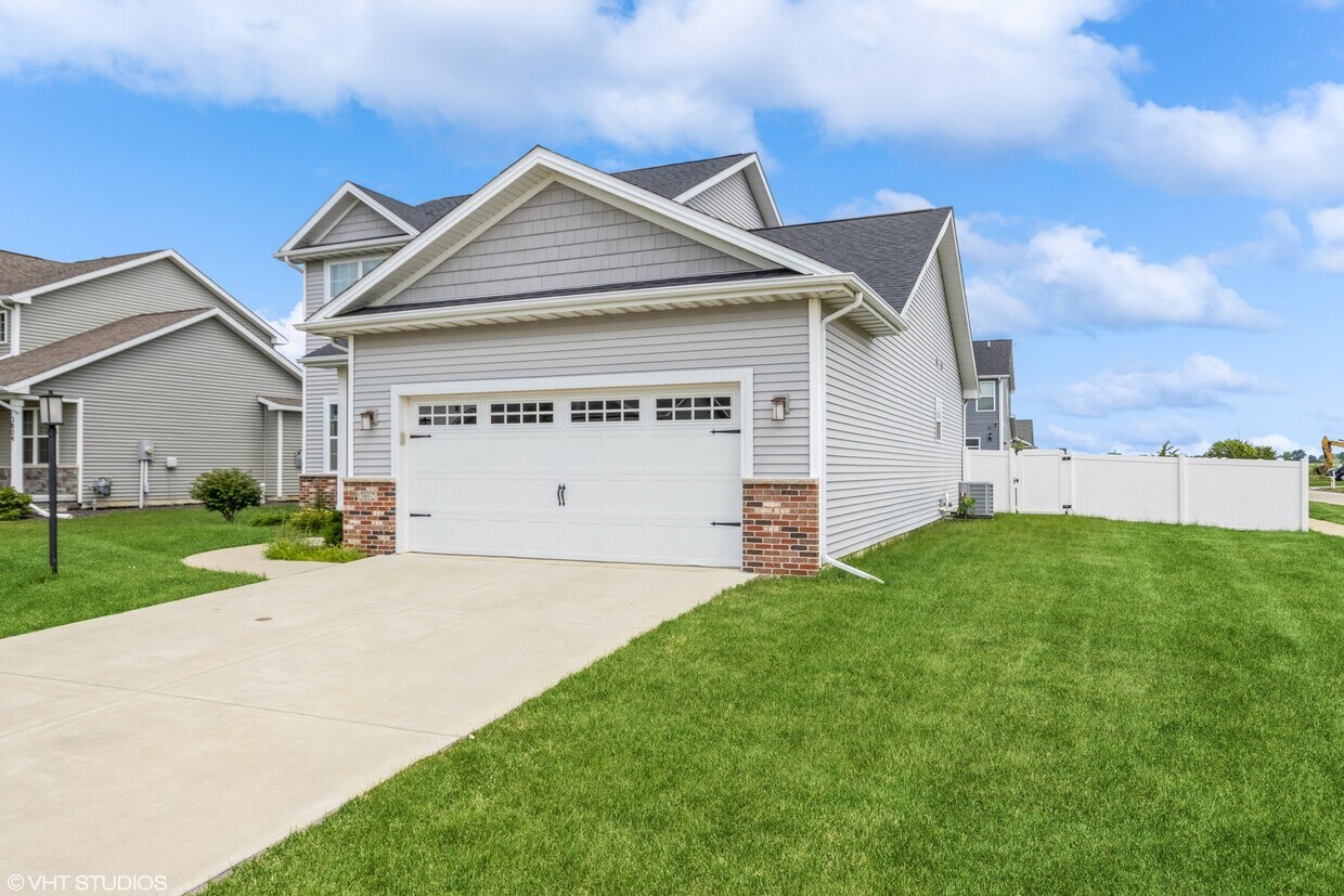 Foto principal - 3802 Slate Dr