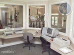 Foto principal - 14000 Renaissance Ct