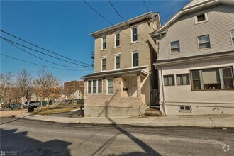 Building Photo - 328 Polk St