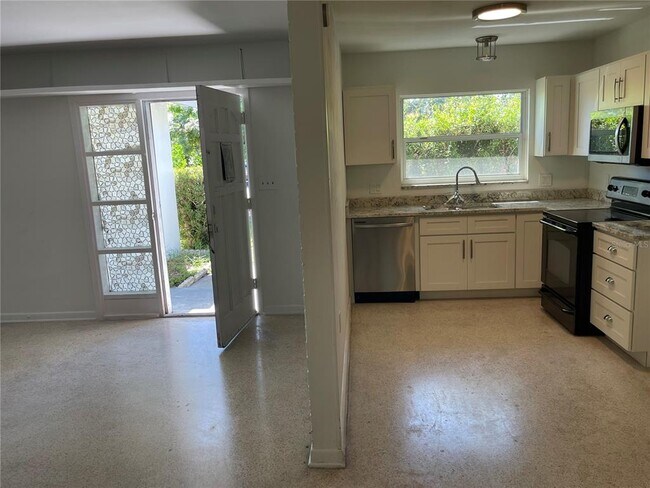 Foto del edificio - 3076 Grand View Ave