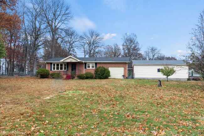 Building Photo - 4649 Wills Rd