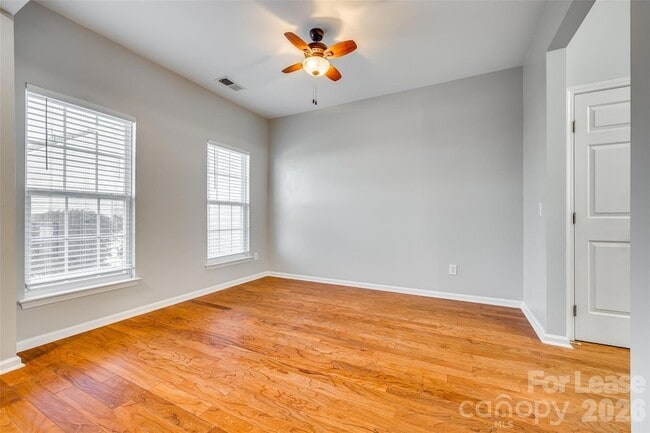 Building Photo - 618 Bayou Cir