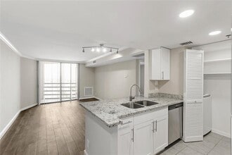 Building Photo - 3525 Sage Rd