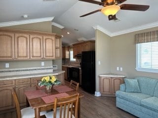 Photo - Lovely 1 Bedroom Park Model Home with Boat Dock on Chain of Lakes $1500.00. No Pets.