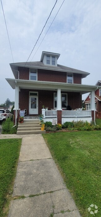 Building Photo - 615 16th St