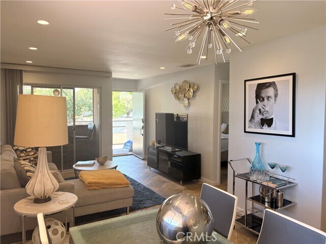 Foto del edificio - 510 N Villa Ct