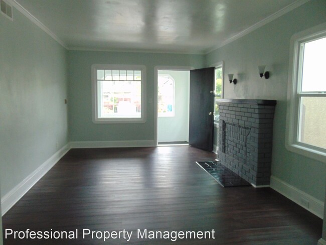 Building Photo - 2 br, 1 bath House - 2550 Clinton Avenue