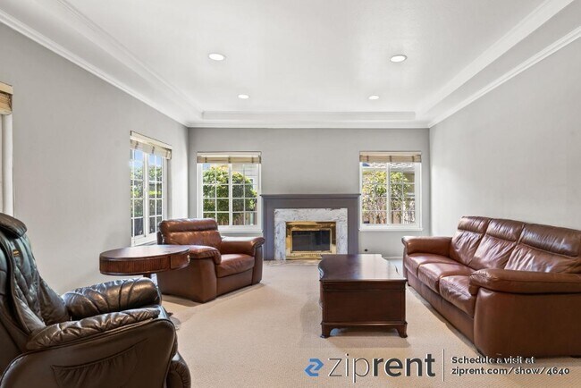 Foto del edificio - 10458 Vista Knoll Blvd