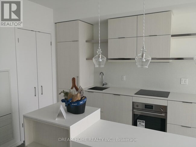 Photo du bâtiment - 197 Yonge St