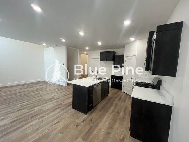 Foto del edificio - 3015 Kealoha Ct