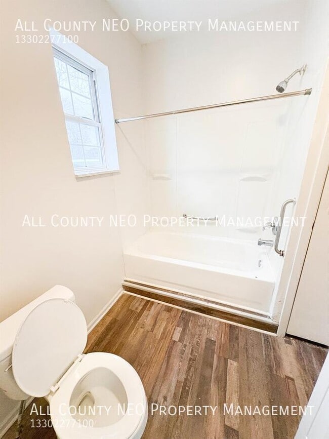 Foto del edificio - 4116 Denison Ave