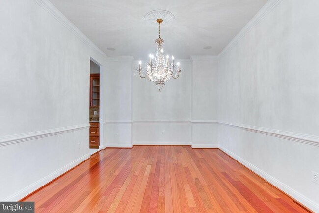Foto del edificio - 18353 Fairway Oaks Square