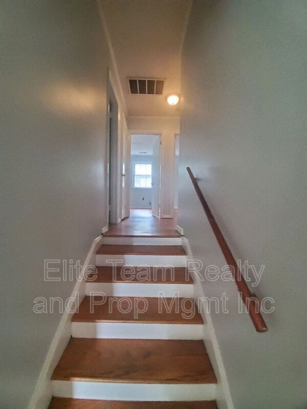 Foto del edificio - 4918 White Oak Rd