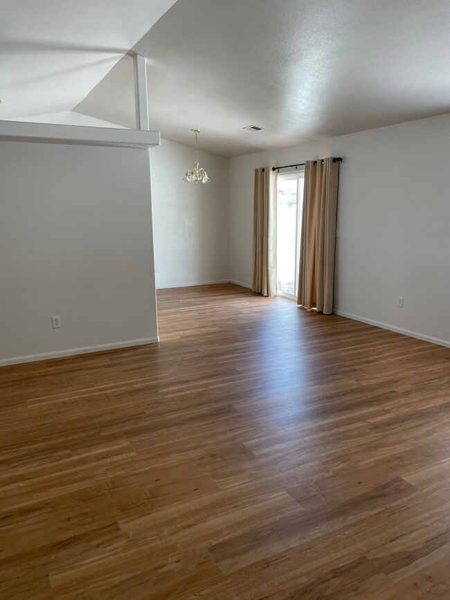 Living room - 3178 D 1/2 Rd