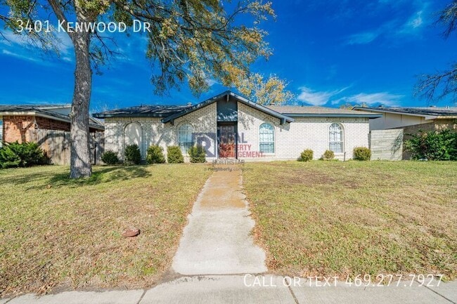 Photo - 3401 Kenwood Dr House