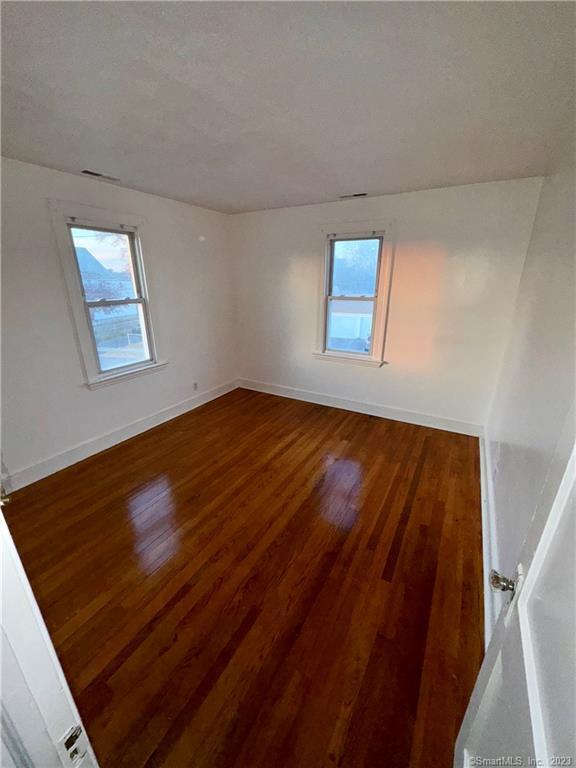 Foto del edificio - 351 Thompson St