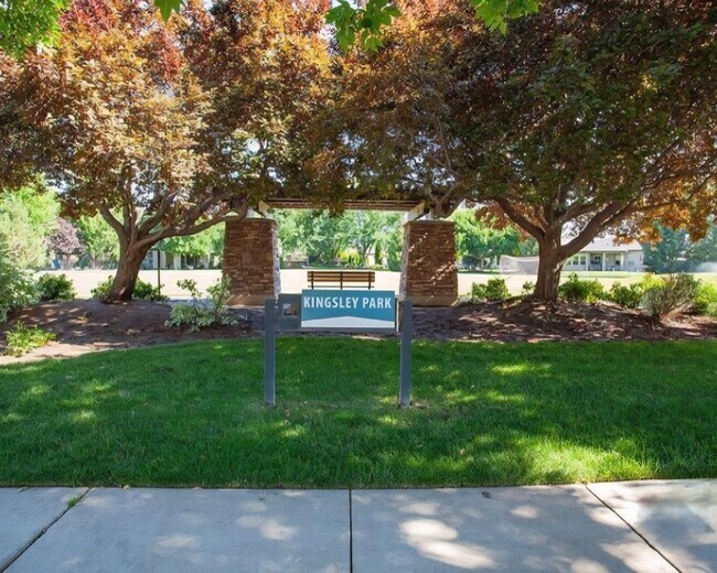 Foto del edificio - 591 W Kingsley St