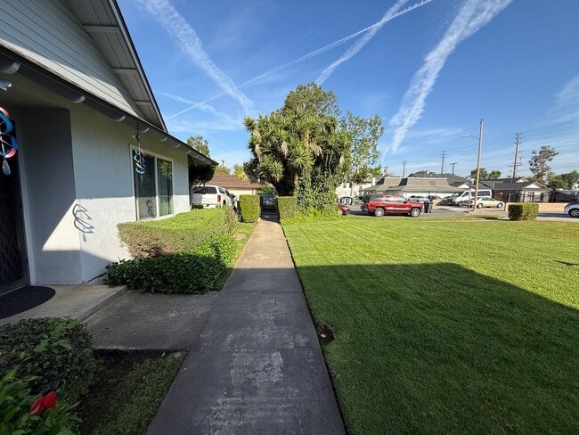 Photo - 14542 Carfax Dr Apartment