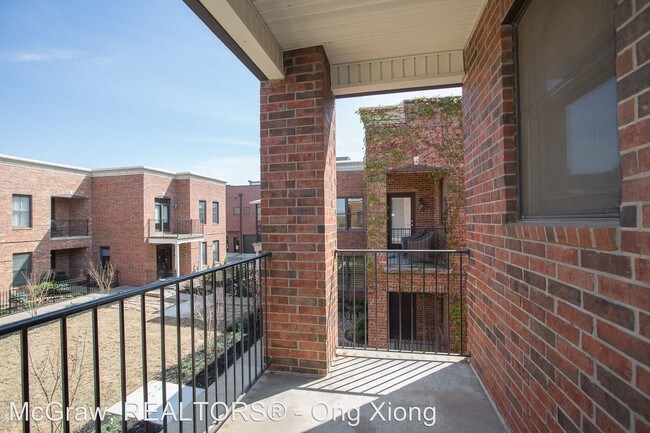Foto del edificio - 2 br, 2.5 bath House - 713 S Madison Pl