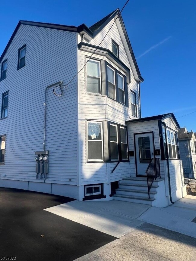 Building Photo - 149-151 Atlantic St