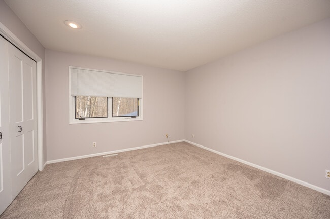 2nd story bedroom 1A - 3809 Gettysburg