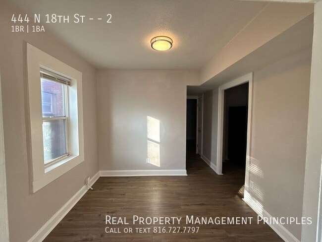 Foto del edificio - 444 N 18th St