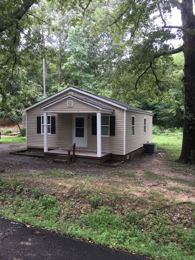 Primary Photo - 2/1 House in North Rome $850