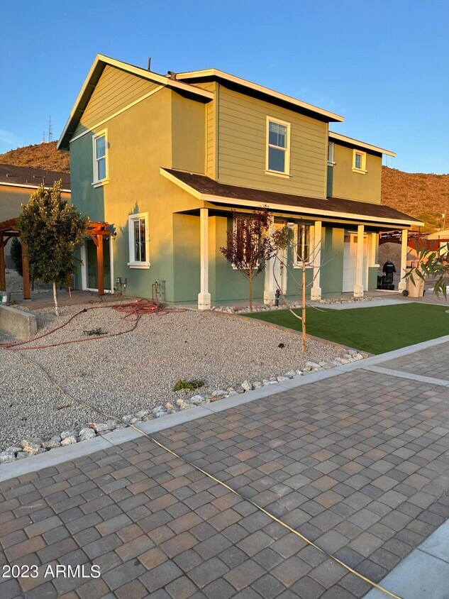 Foto principal - 11007 N 15th Ave