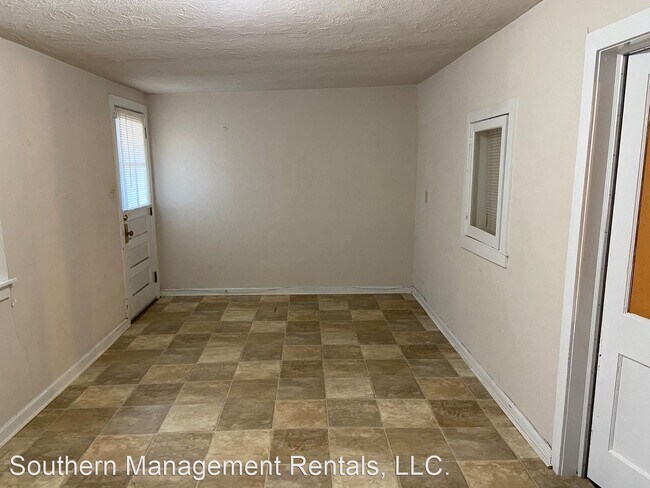 Foto del edificio - 2 br, 1 bath House - 31 N Main St  apt #2
