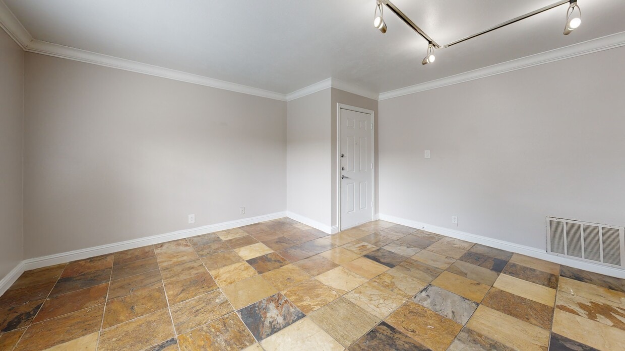 Photo - 1903 Portsmouth Apartments