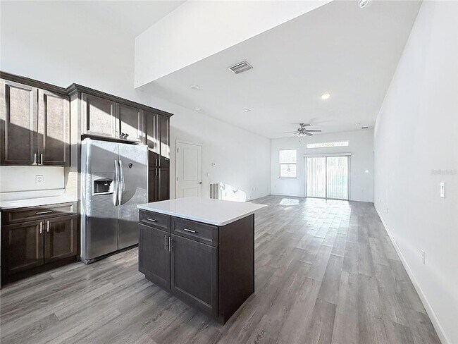 Foto del edificio - 1843 Manitoba Ct