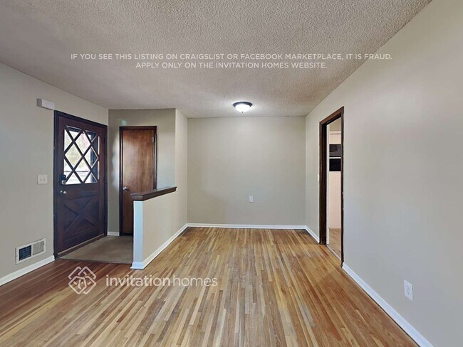 Foto del edificio - 600 57th Ave NE