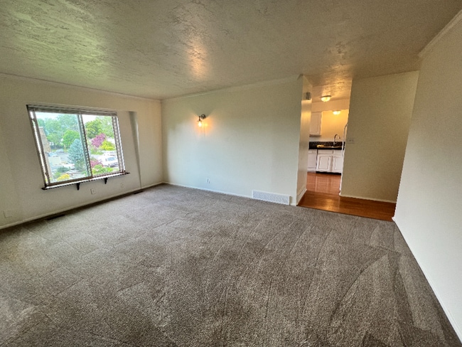 Photo - 4570 S 200 E (Murray, UT) Apartment