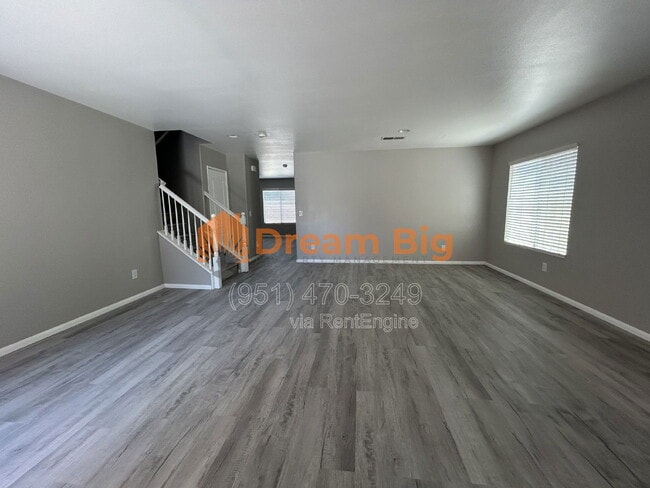 Building Photo - 3857 Akina Ave