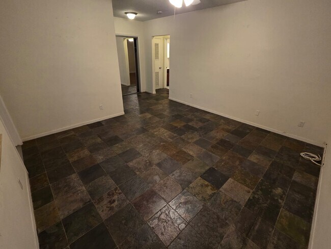 Foto del edificio - 1500 SW 1st St