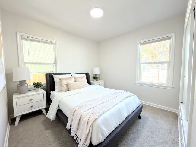 Foto del edificio - Beautiful Remodeled Home