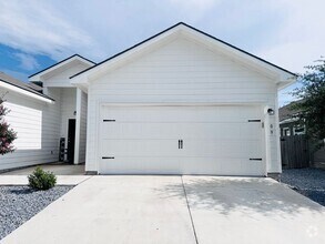 Building Photo - 609 Heathers Wy