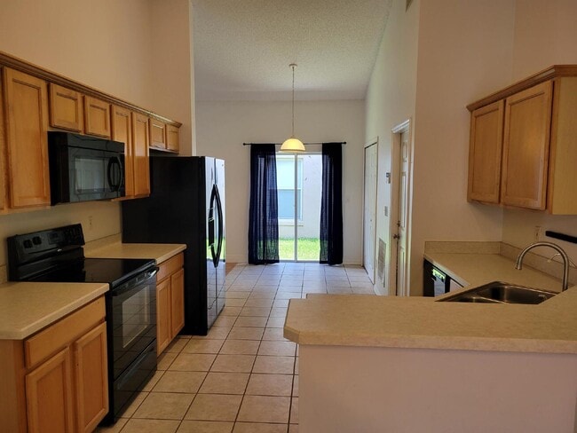Building Photo - Cozy 3 Bed / 2 Bath in Quiet Winter Park C...