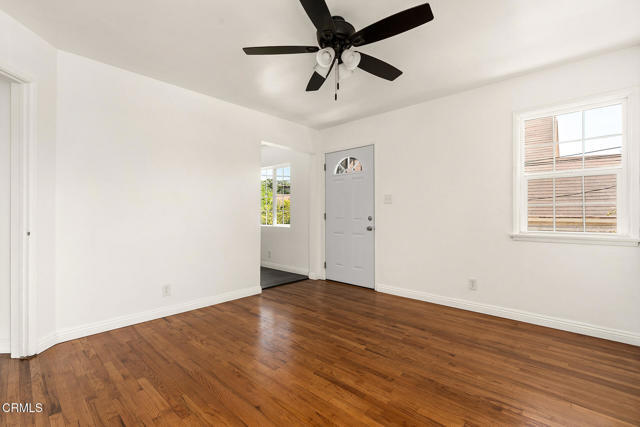 Building Photo - 1520 N Soto St