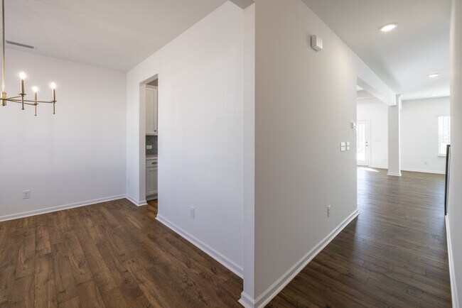 Building Photo - NEW CONSTRUCTION 4BD/2.5 Home in Stonebridge - Golf Course View