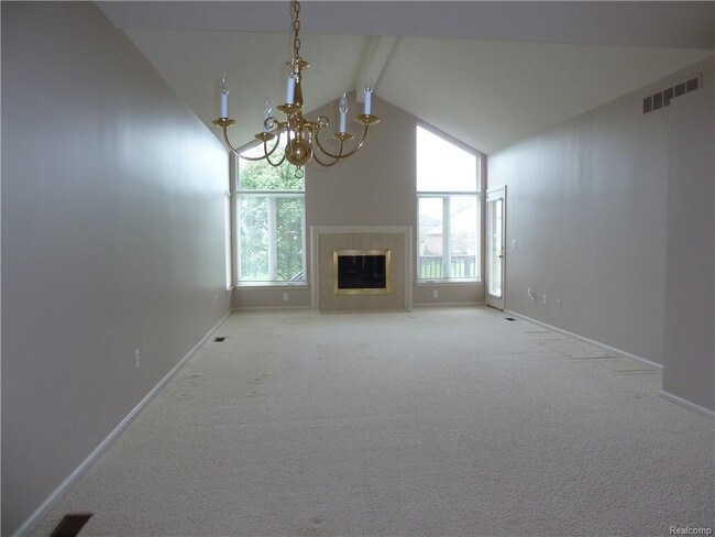 Foto del edificio - 49765 Hidden Valley Dr