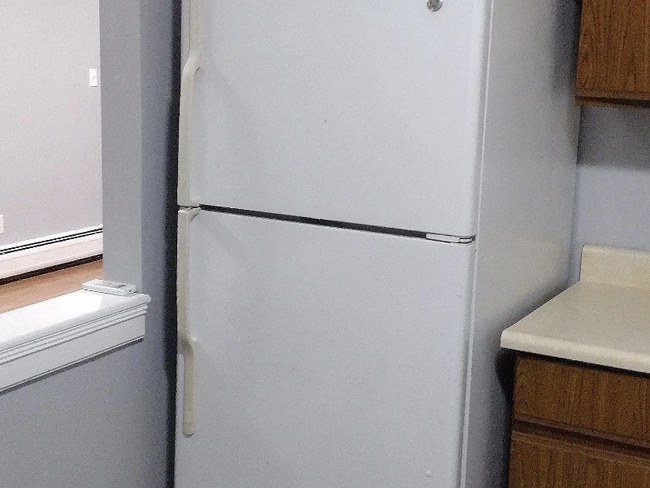 Building Photo - 106 E Schoolhouse Rd